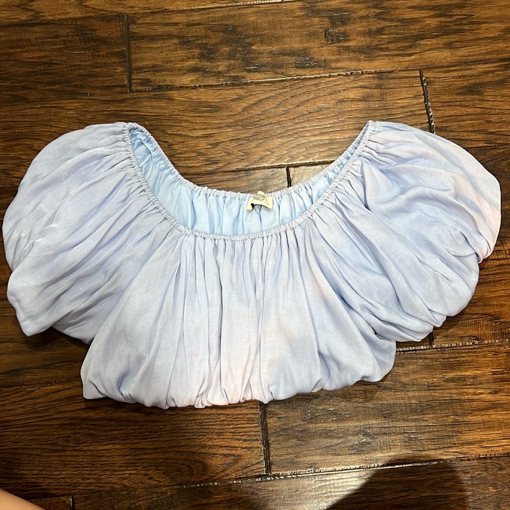 NWT Common Assembly Off the shoulder Blouse